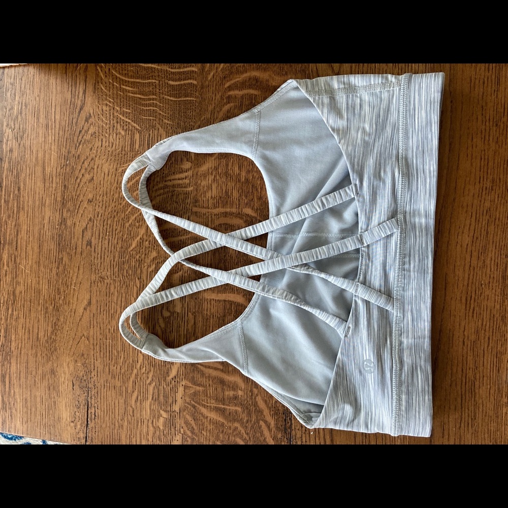 Lululemon bra size 6
